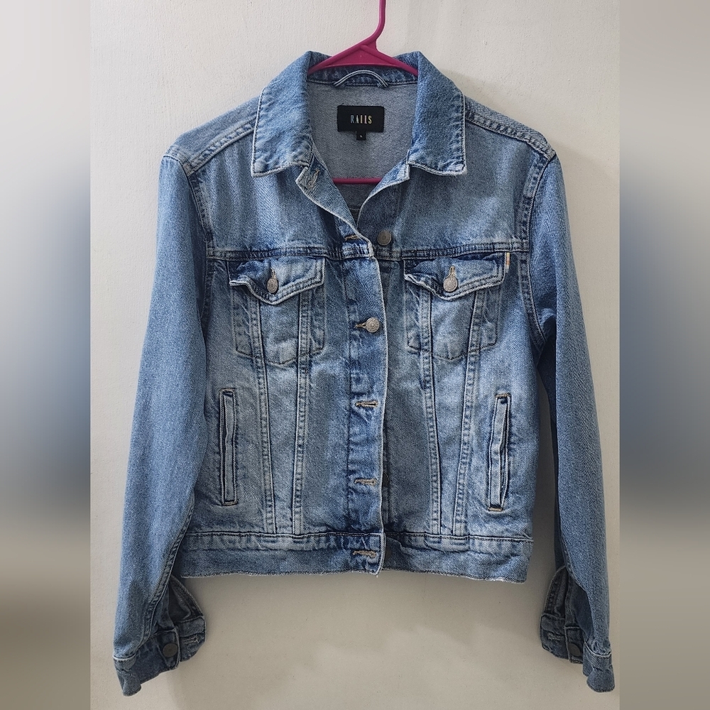 Rails Light Blue Denim Jacket - Classic Trucker Style, Size Small.